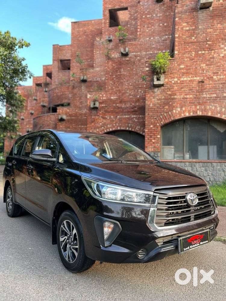 Toyota Innova Crysta 2.4 Gx Limited Edition 7 Str, 2022, Diesel