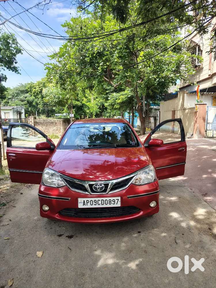 Toyota Etios Cross 2011