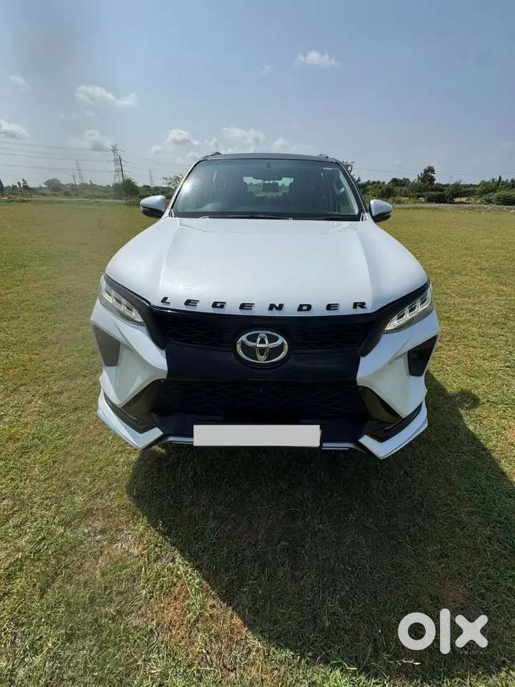 Toyota Fortuner Legender Plus