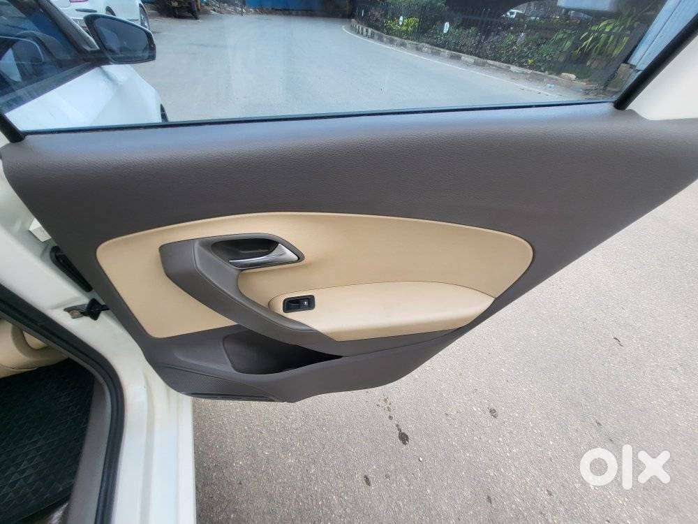 Volkswagen Vento 1.6 Highline Plus 16 Alloy, 2016, Petrol
