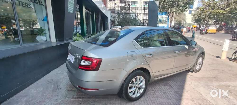 Skoda Octavia 1.8 L&k At 2019