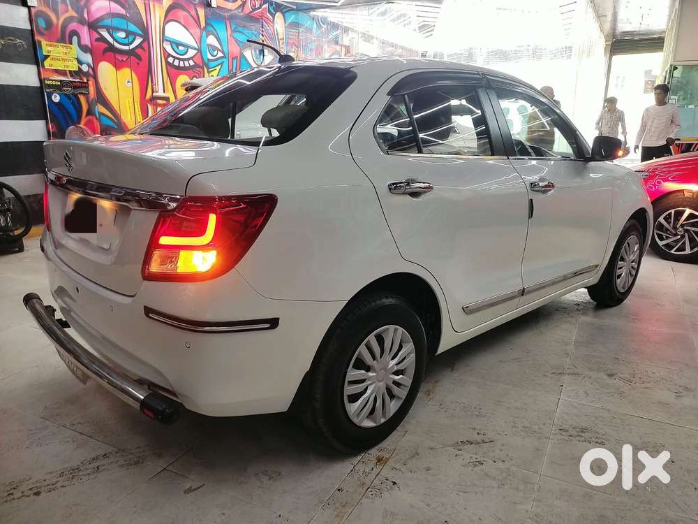 Maruti Suzuki Dzire 1.2 Vxi, 2023, Petrol