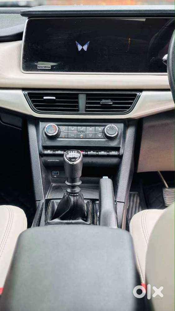 Mahindra Xuv700 2.2 Ax 5 Diesel Mt 7 Str, 2023, Diesel