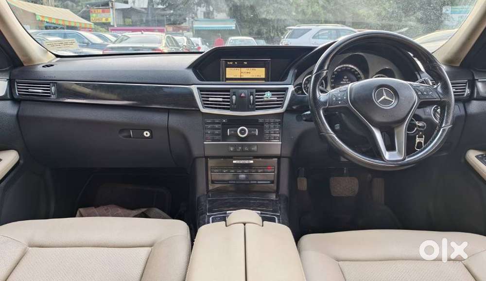 Mercedes-benz E-class E 200 Cgi Avantgarde, 2012, Petrol