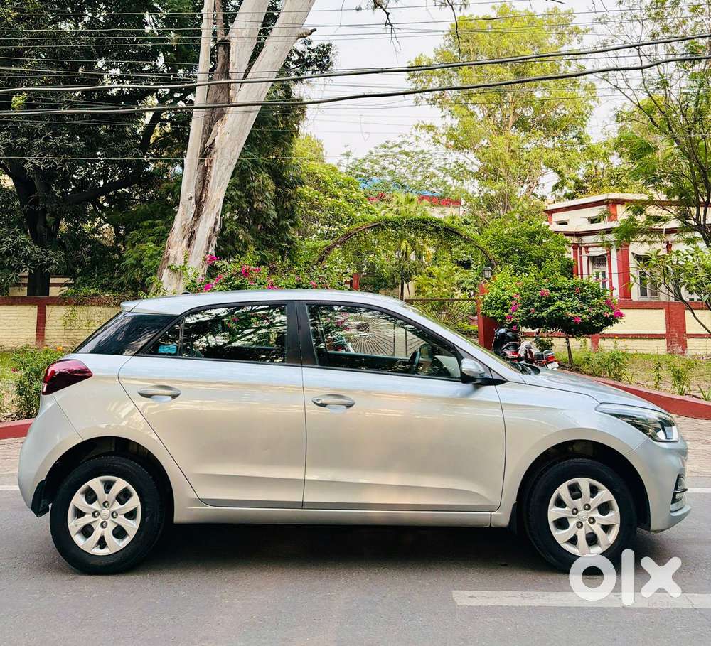 Hyundai I20 Sportz 1.2 Bs-iv, 2019, Petrol