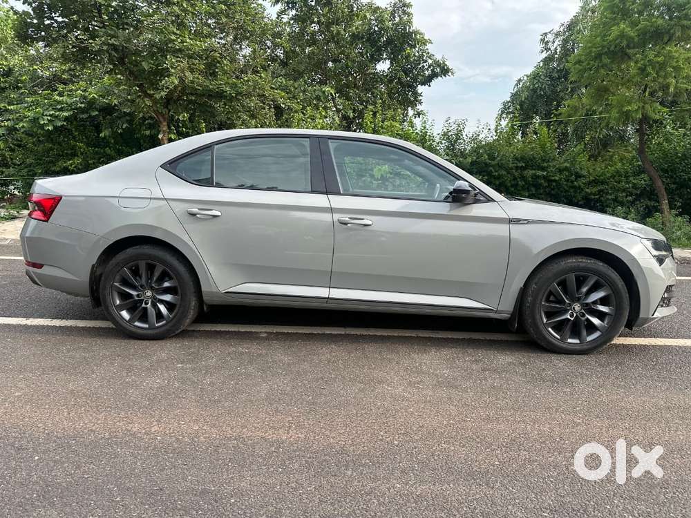 Skoda Superb 2.0 Sportline Tsi At, 2021, Petrol