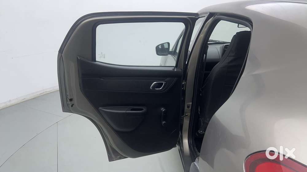 Renault Kwid 1.0 Rxt Sce Special (o), 2019, Petrol