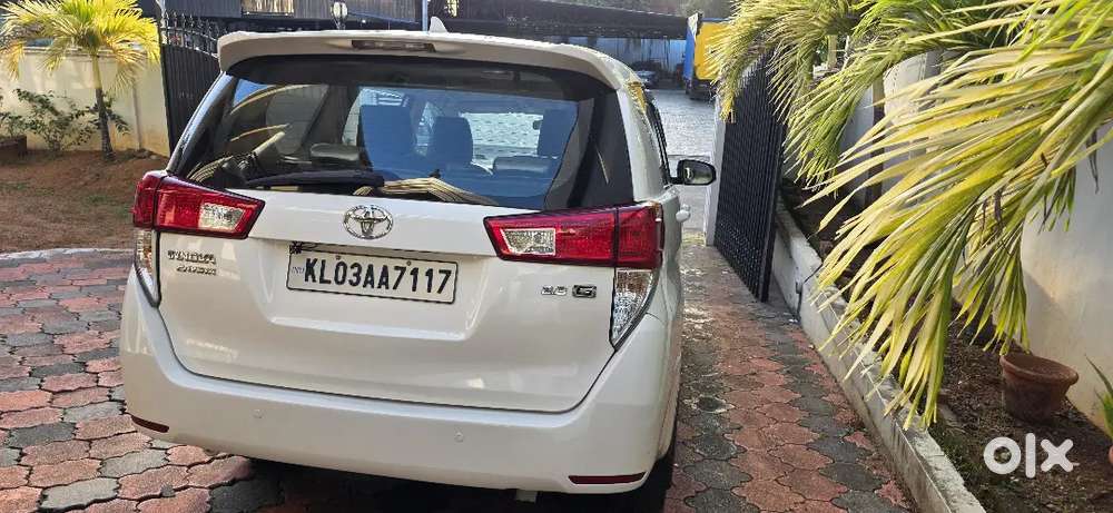 Toyota Innova Crysta 2.8 Gx 2016 Single Owner