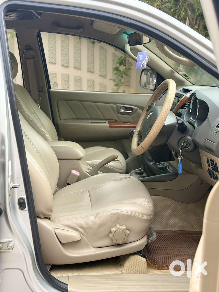 Toyota Fortuner 3.0 4x4 Manual, 2010, Diesel