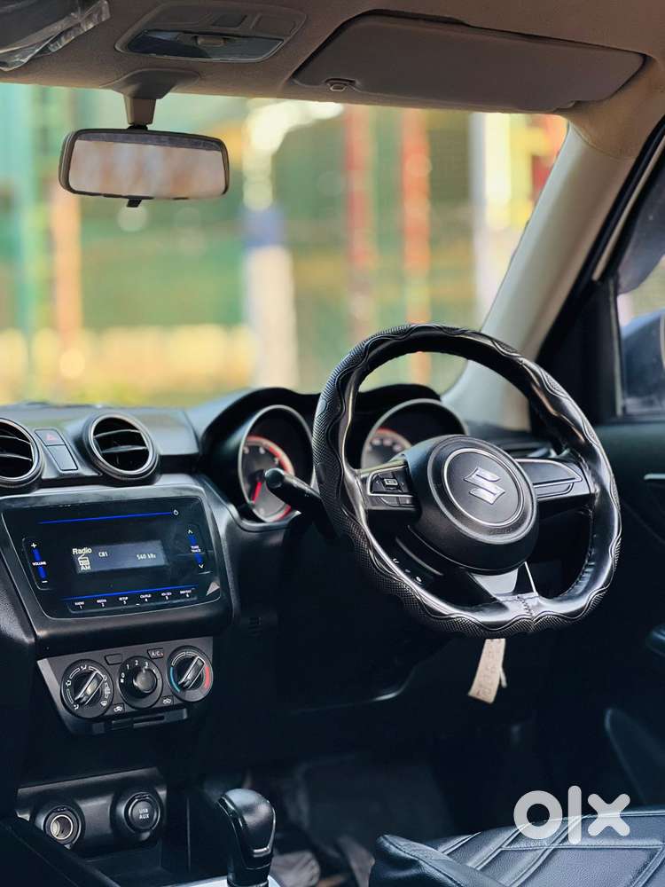 Maruti Suzuki Swift Vxi Abs Bsiv, 2023, Petrol