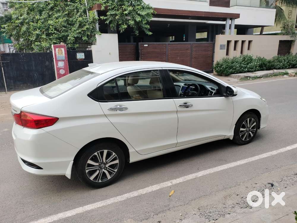 Honda City I-vtec V, 2018, Petrol