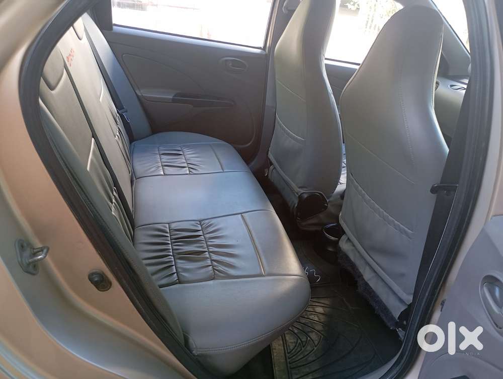 Toyota Etios 2010-2012 G, 2011, Petrol