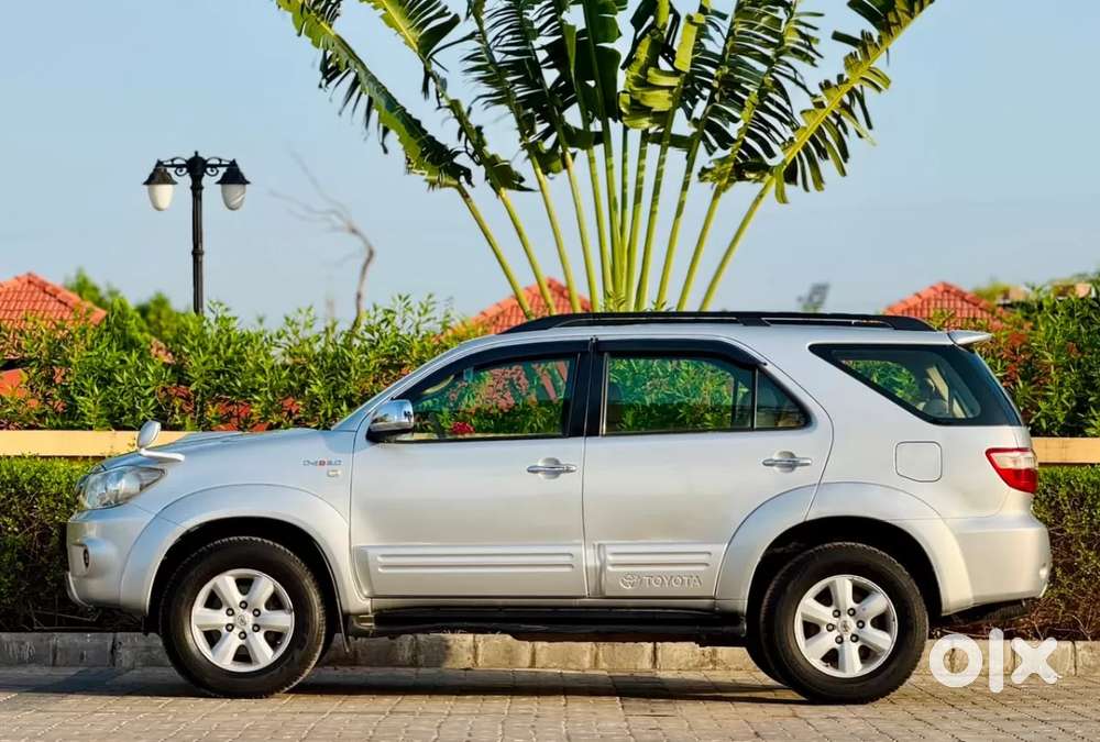Toyota Fortuner, 2010, Diesel
