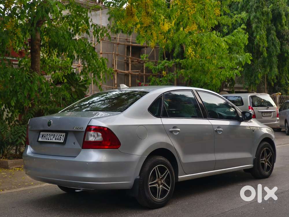 Skoda Rapid 1.6 Mpi Ambition, 2012, Petrol