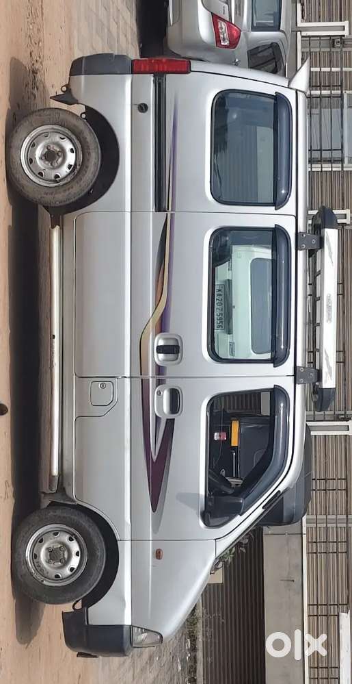 Maruti Suzuki Eeco 2011 Variant