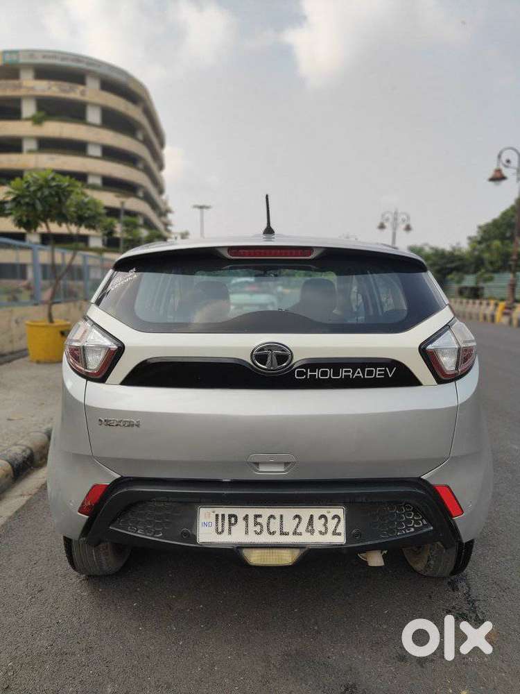 Tata Nexon 1.2 Revotron Xm (s), 2017, Diesel