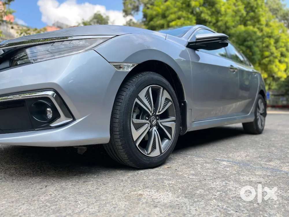 Top Model Petrol Civic Less Driven With Service Record Looks Like New
