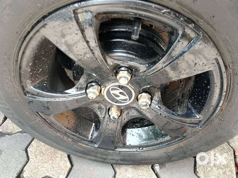 Hyundai I10 Sportz, 2014, Petrol