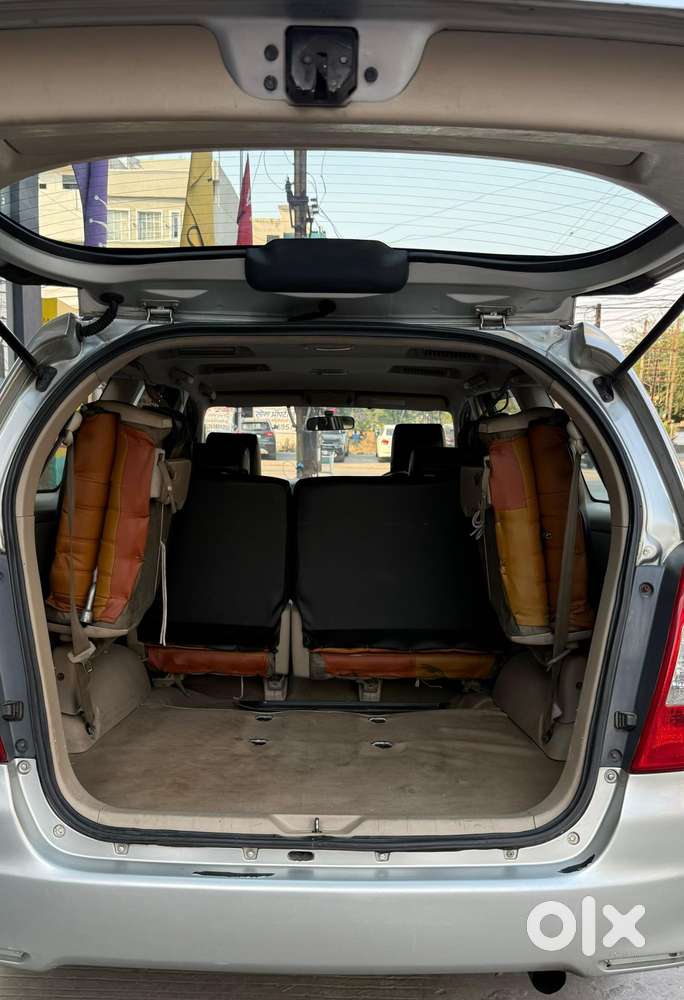Toyota Innova 2009-2011 2.0 Vx 8 Str, 2007, Diesel