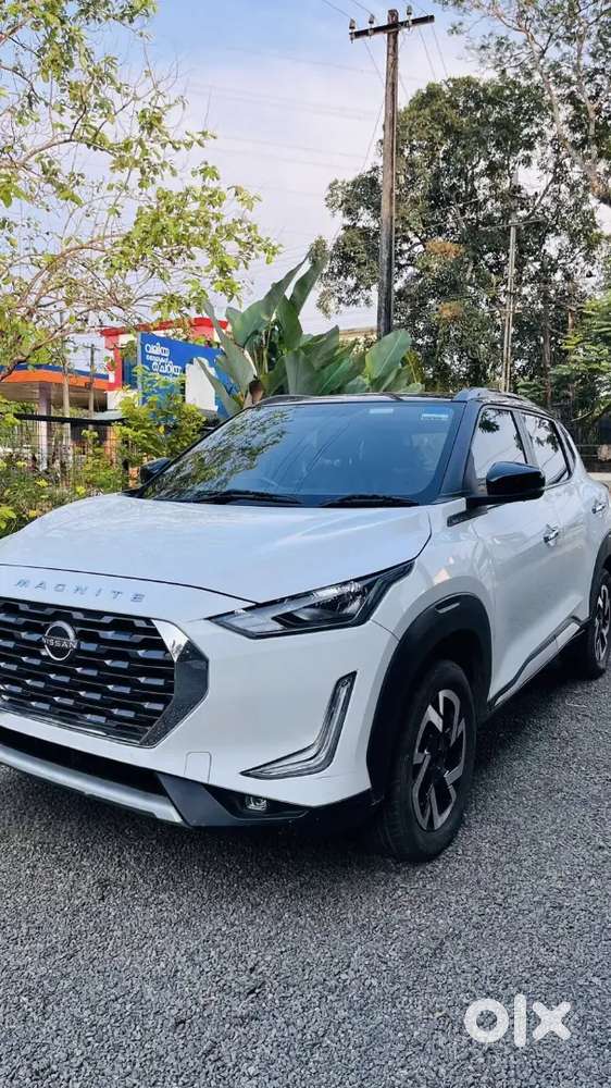 Nissan Magnite 1.0 Xv Petrol Manual 2022