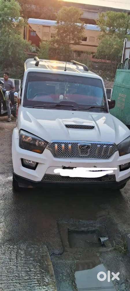 Mahindra Scorpio 2015 Diesel 150000 Km Driven