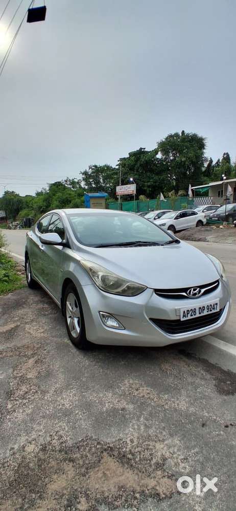 Hyundai Elantra Vtvt S, 2014, Petrol