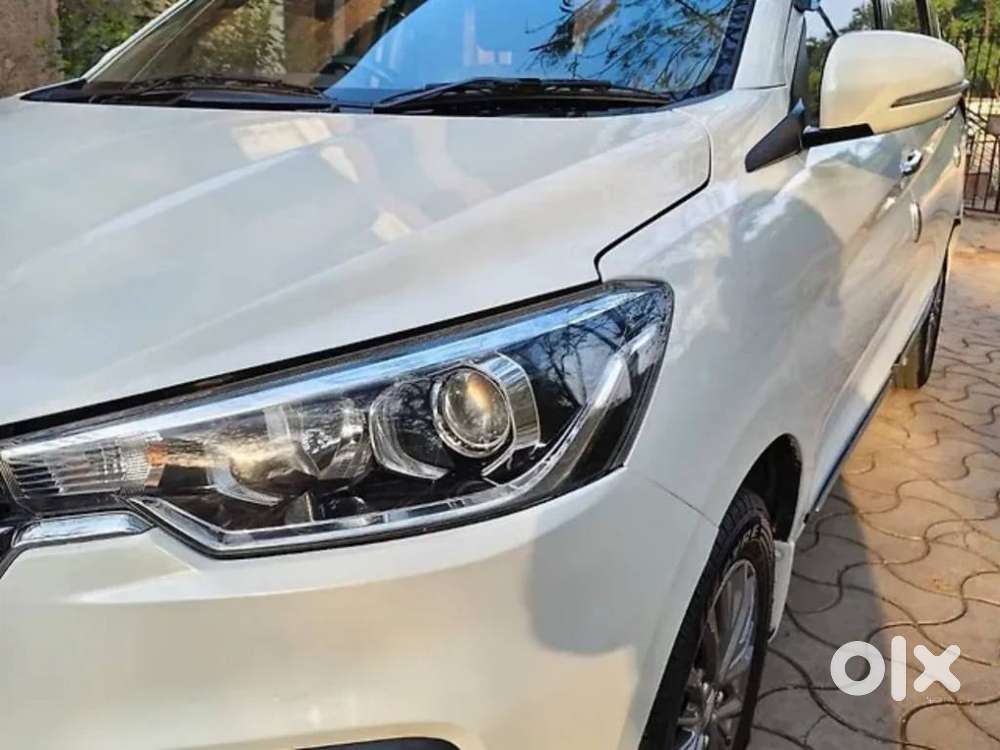 Maruti Suzuki Ertiga 2022-2023 Zxi, 2022, Petrol
