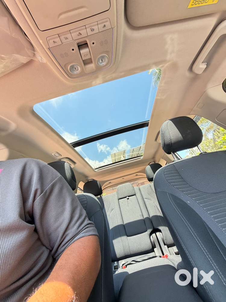 Mahindra Xuv700 Petrol 2023