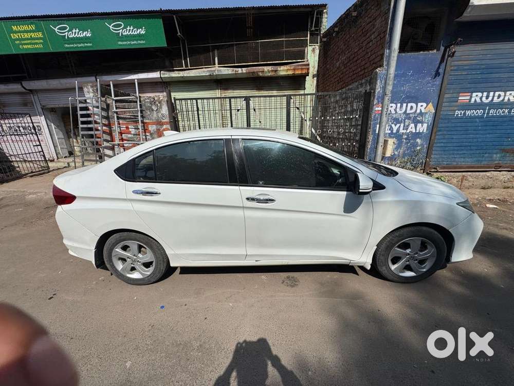 Honda City 2016 Cng & Hybrids Well Maintained