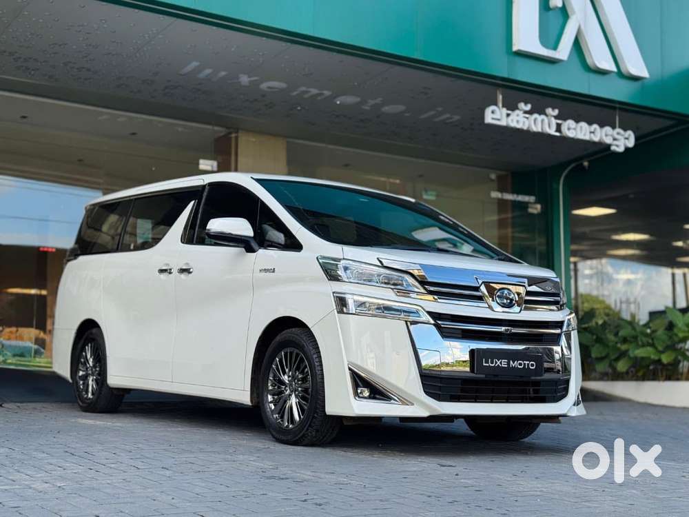Toyota Vellfire Vip – Executive Lounge, 2022, Petrol