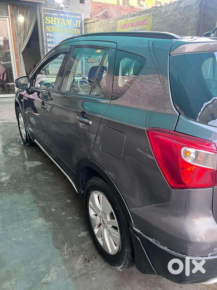 Maruti Suzuki S-cross Diesel Well Maintained