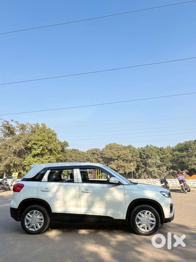 Maruti Suzuki Brezza 1.5 Lxi Smart Hybrid, 2021, Petrol