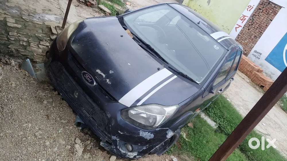 Ford Figo Lxi Cng 2011