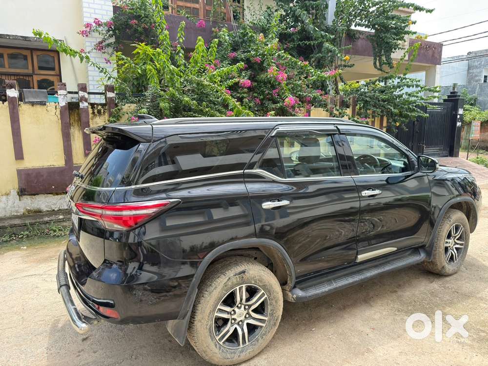 Toyota Fortuner Diesel 2024