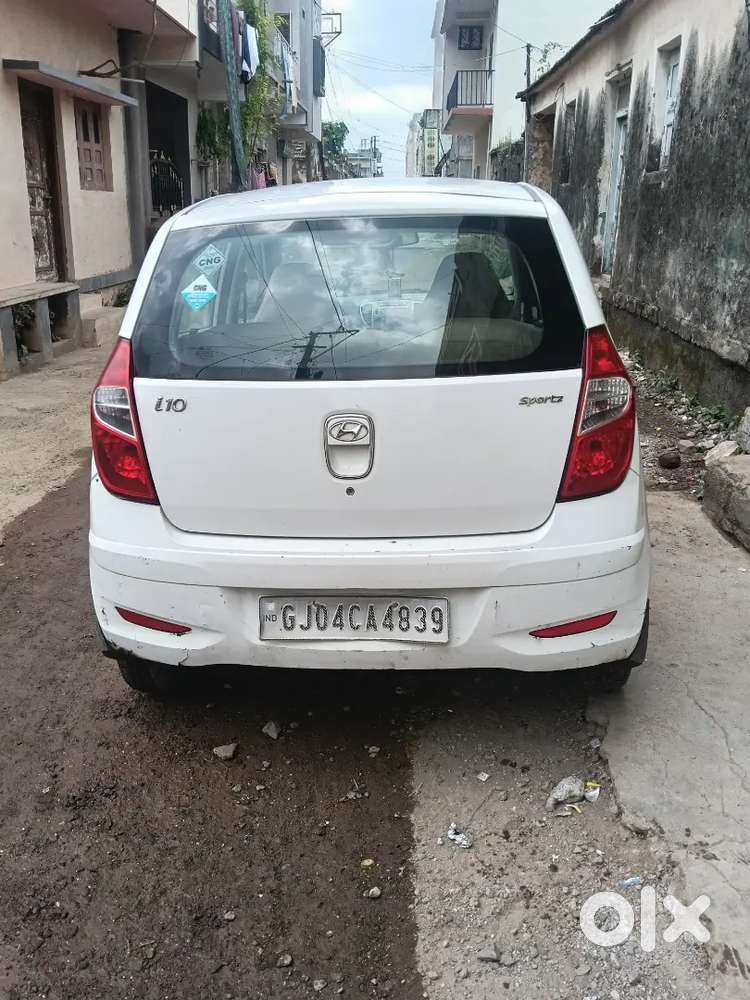 Hyundai I10 Sportz 2014 2nd Owner
