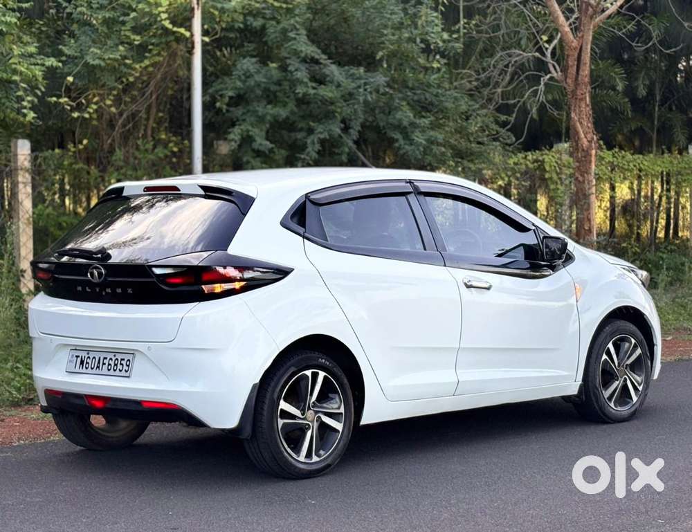 Tata Altroz, 2020, Petrol