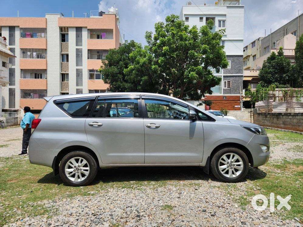 Toyota Innova Crysta 2.8 Gx At, 2017, Diesel