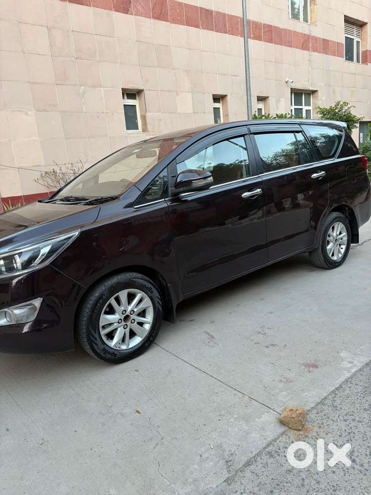 Toyota Innova Crysta 2.4 V 8 Str, 2018, Diesel