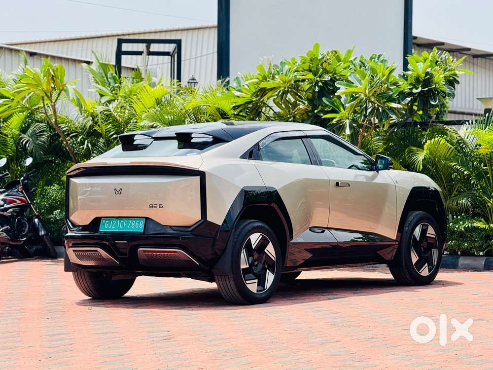 Mahindra Xuv400 Ev Ec Fast Charger, 2025, Electric