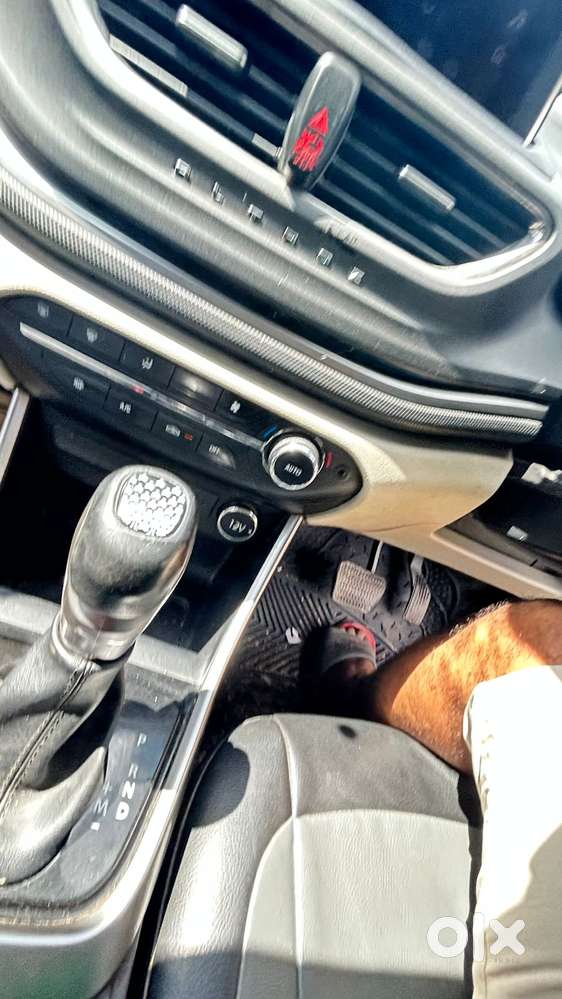 Tata Altroz 1.2 Xza Petrol Dct, 2022, Petrol