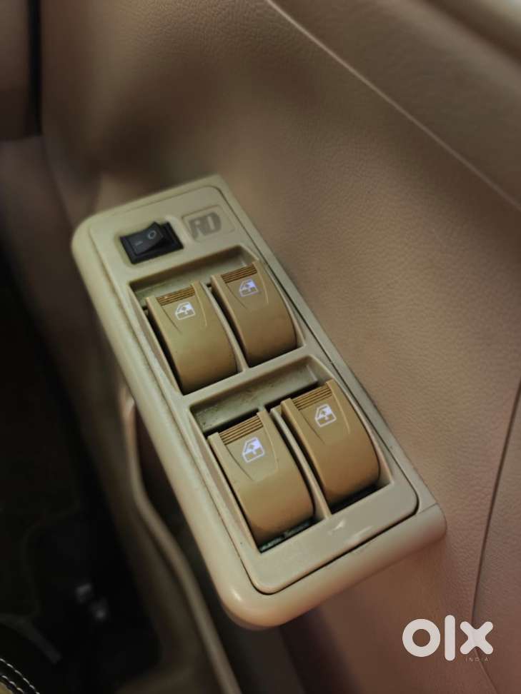 Maruti Suzuki Swift Dzire 1.2 Lxi Bsiv, 2023, Petrol