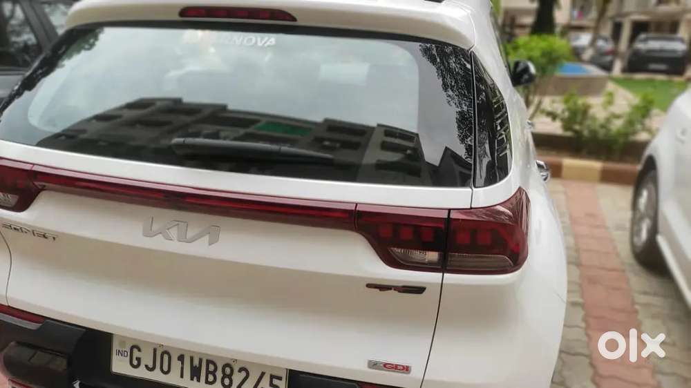 Kia Sonet 2021 Petrol 49k Km Driven, Top Model, Fully Automatic