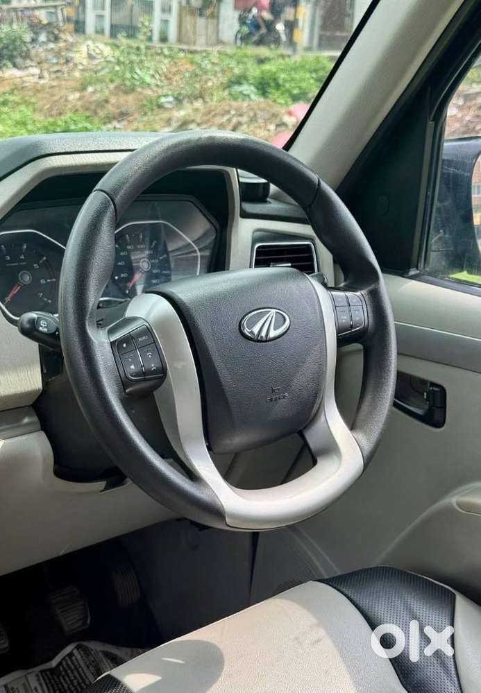 Mahindra Scorpio S10 8 Seater, 2015, Diesel