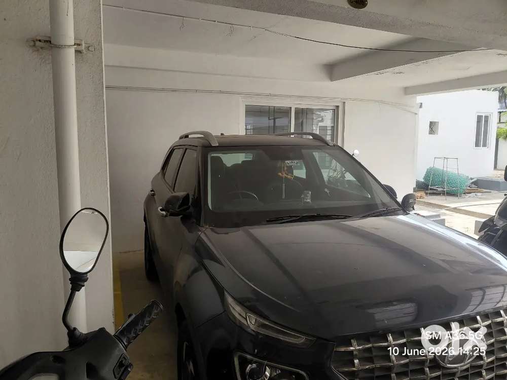 Hyundai Venue 2020 Diesel 108000 Km Driven