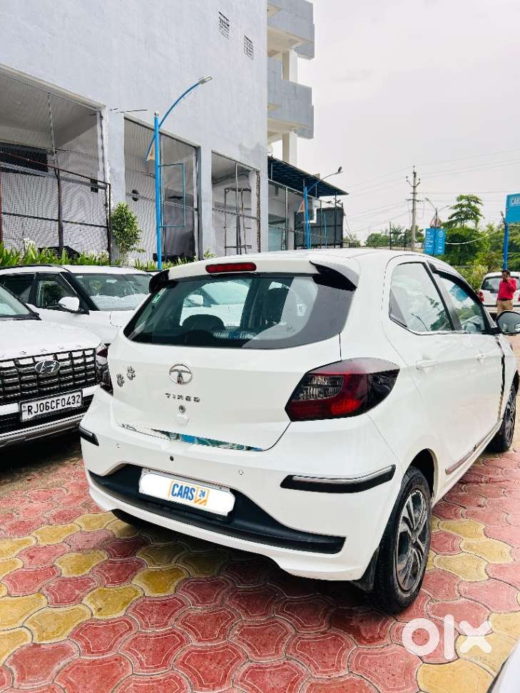 Tata Tiago 1.05 Revotorq Xt Option, 2023, Petrol