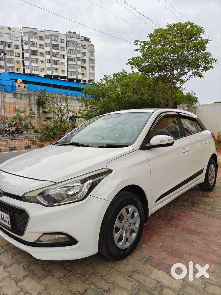 Hyundai I20 Sportz 1.2 Bs-iv, 2014, Petrol