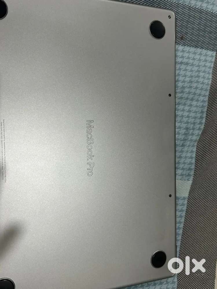 MacBook m1 pro 16 gb ram / 512 gb ssd