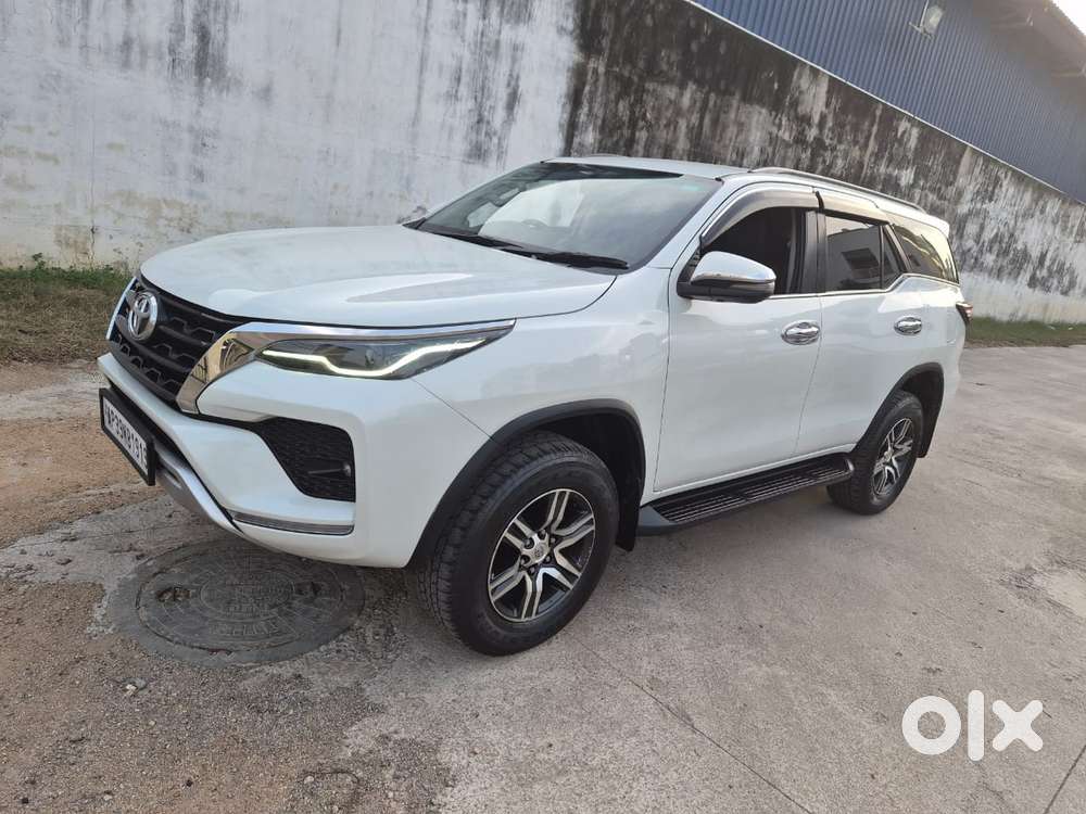 Toyota Fortuner 4x2 At 2.8 Diesel, 2022, Diesel