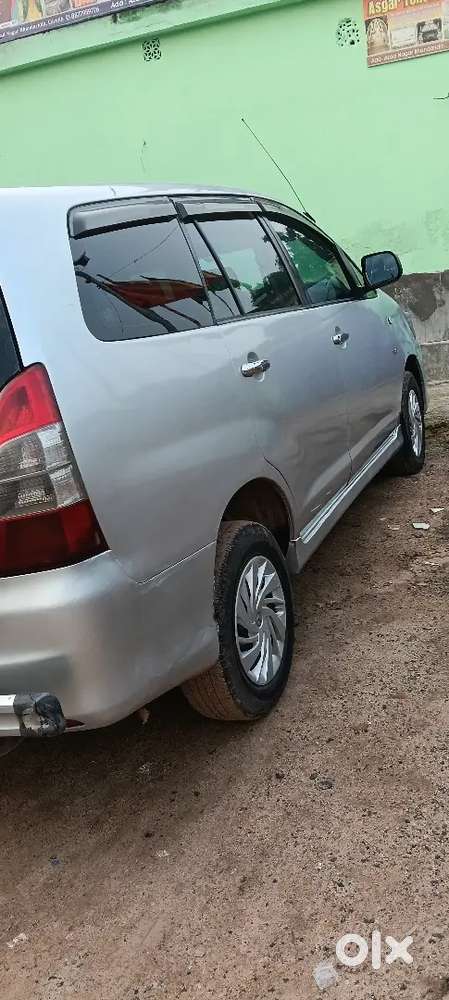 Toyota Innova Diesel 2014