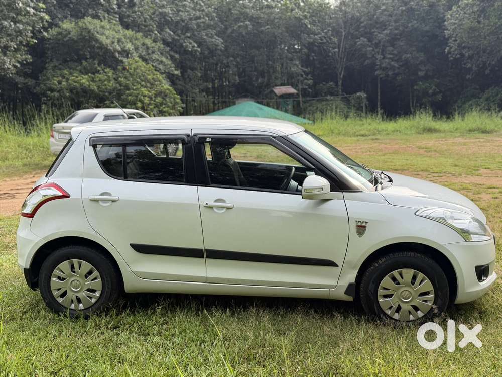 Maruti Suzuki Swift Vxi Deca, 2012, Petrol